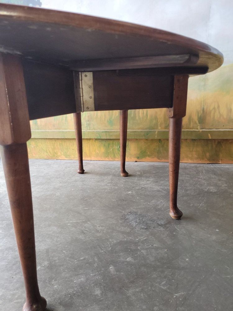 Large 19th Century Oak Oval Table