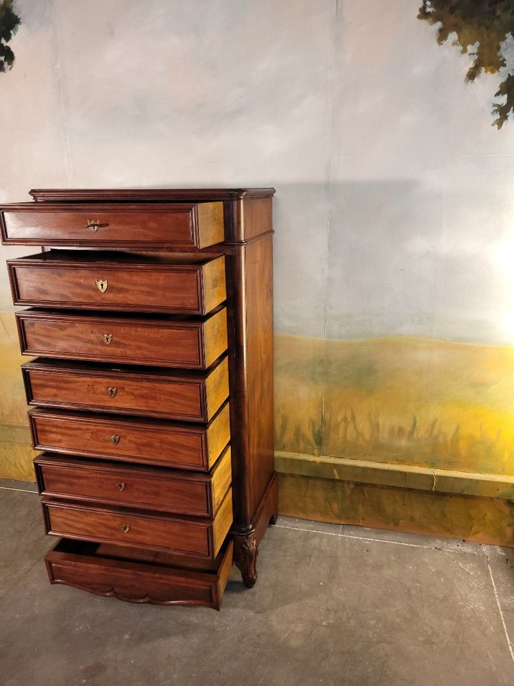 Semainier, Chiffonnier, Commode Haute. Acajou