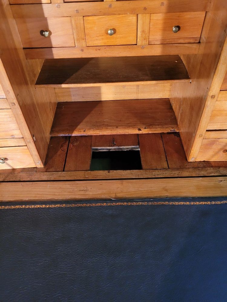 Segretario in legno naturale d'epoca Luigi XV