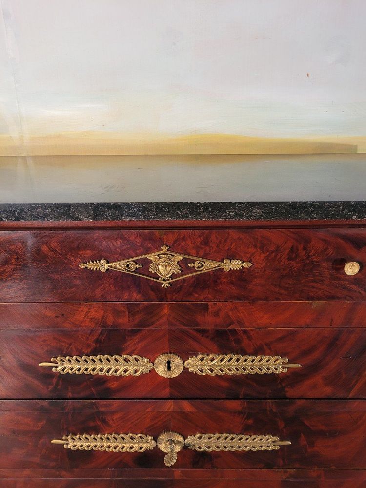 Petite Commode Napoléon III En Acajou