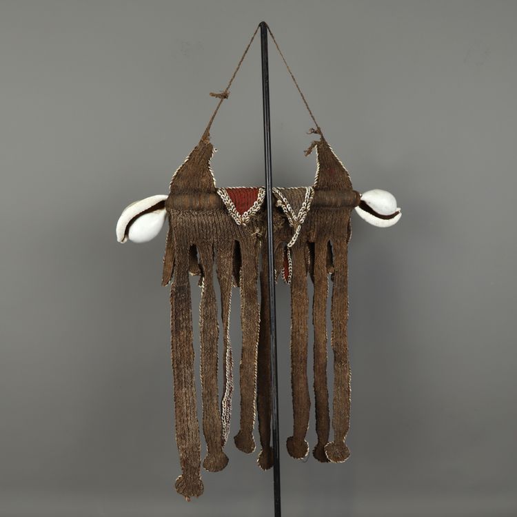 Ornamento del petto del capo Fofona - Papua Nuova Guinea