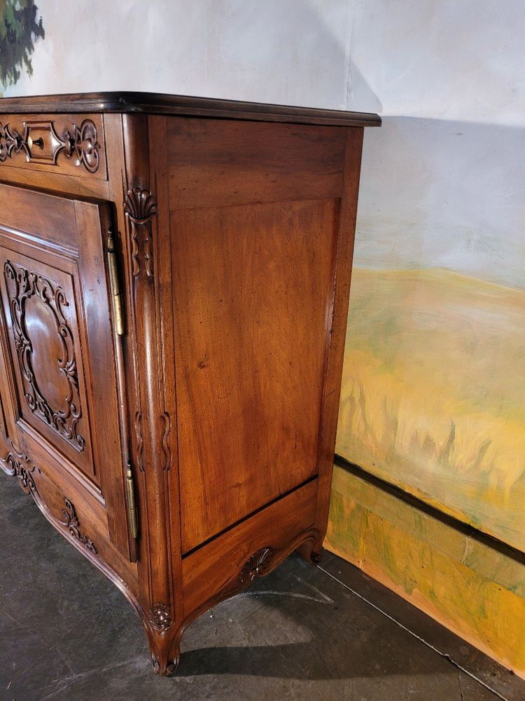 Buffet in legno di noce in stile Art Déco Luigi XV