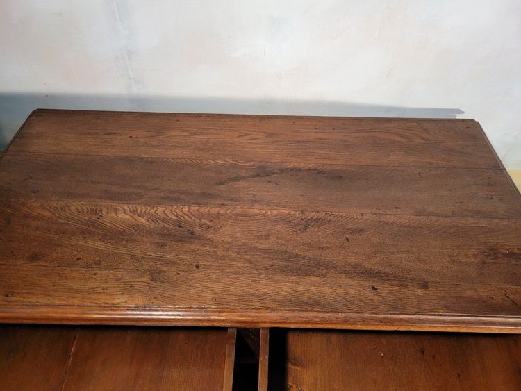 Commode Sculptée En Chêne époque XIX ème Siècle