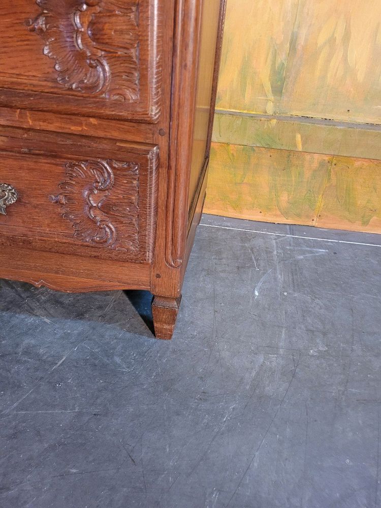 Commode Sculptée En Chêne époque XIX ème Siècle