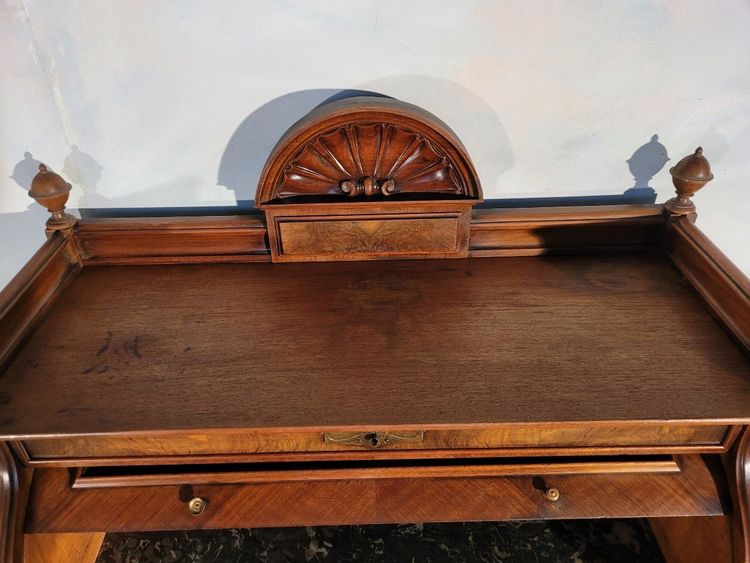 Zahnarztschrank, 19. Jahrhundert