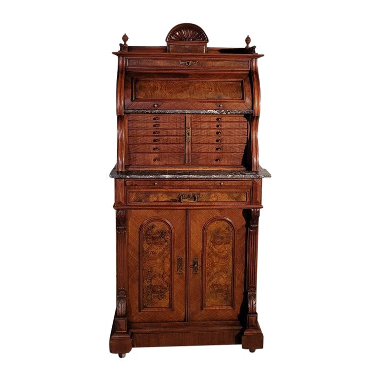 Zahnarztschrank, 19. Jahrhundert