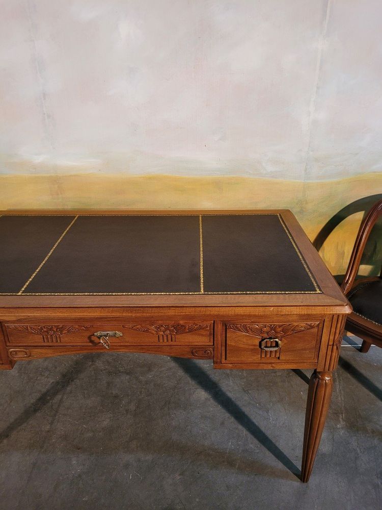 Bureau Et Fauteuil Art Déco En Noyer