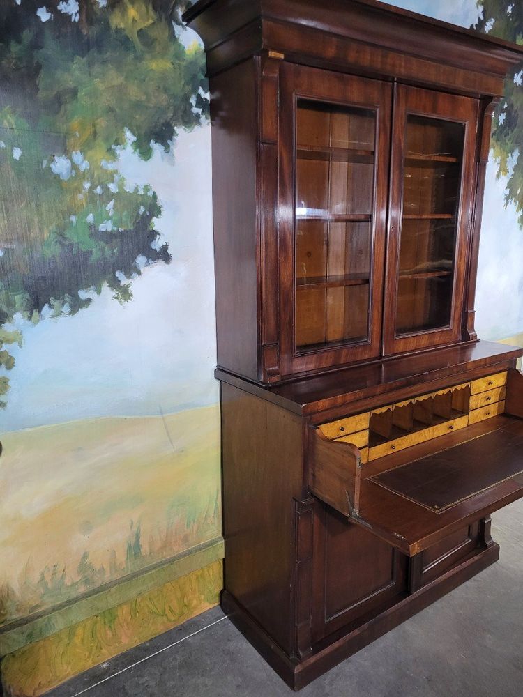 Scrivania-libreria inglese in mogano del XIX secolo