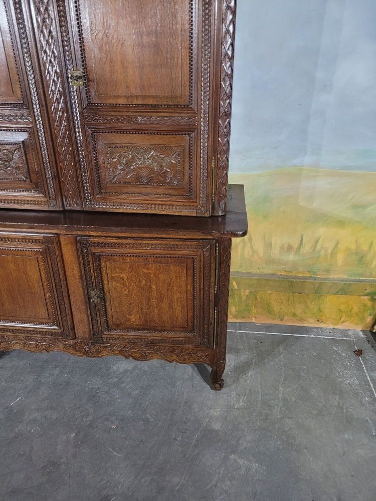 Credenza piccola Normandy a due corpi in rovere