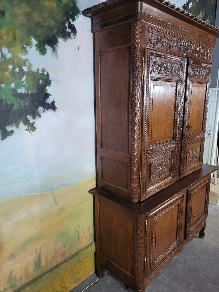 Credenza piccola Normandy a due corpi in rovere
