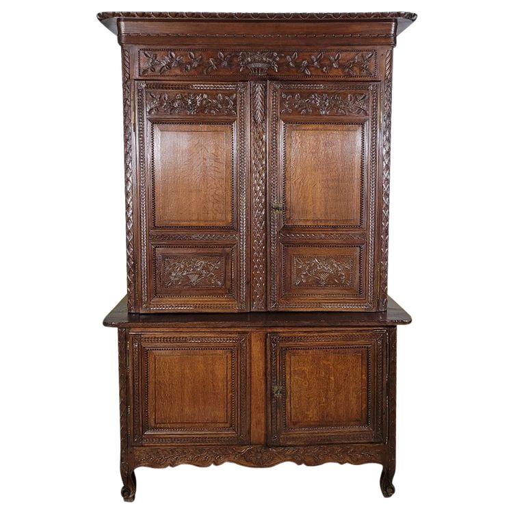 Credenza piccola Normandy a due corpi in rovere