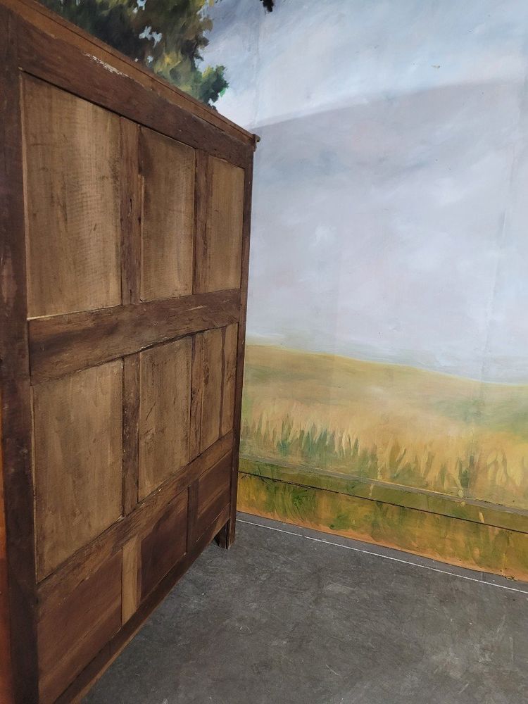 Piccola credenza Luigi XV in betulla massiccia