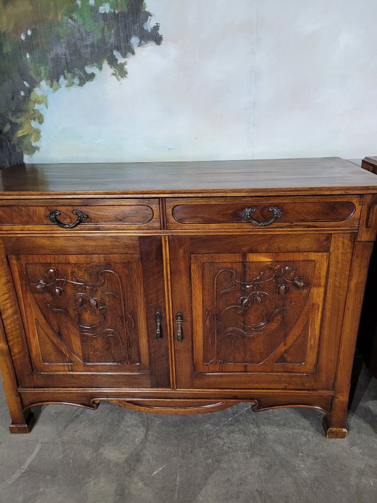 Coppia di buffet in noce Art Nouveau