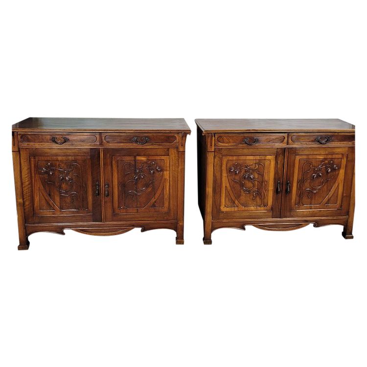 Coppia di buffet in noce Art Nouveau