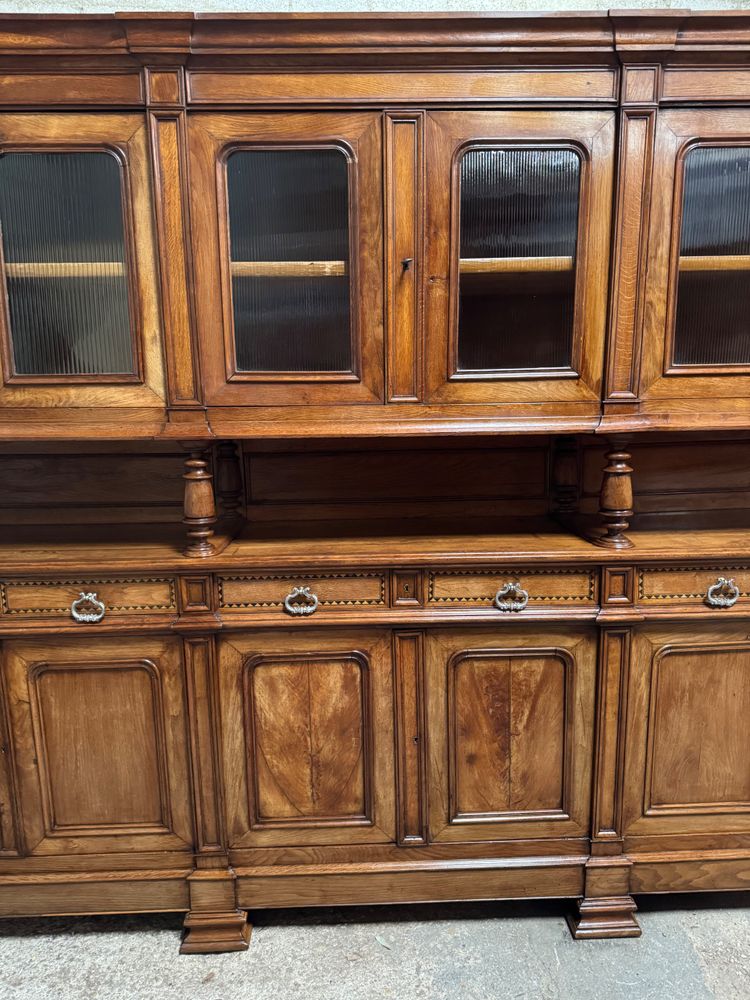 Grand buffet ancien du 19 eme 