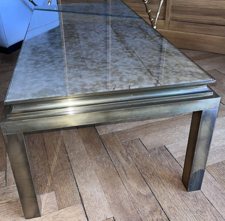 Maison JANSEN   Table Basse Rectangulaire En Laiton Doré Et Miroir églomisé