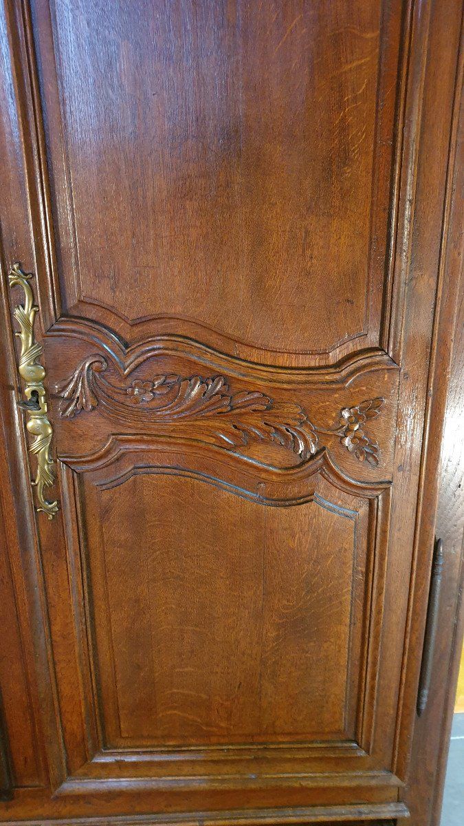 Piccolo armadio in rovere Luigi XV, XVIII secolo