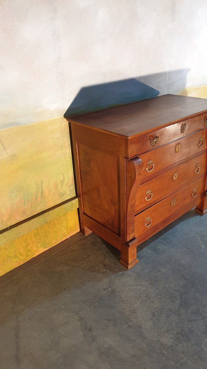Petite Commode Restauration En Noyer