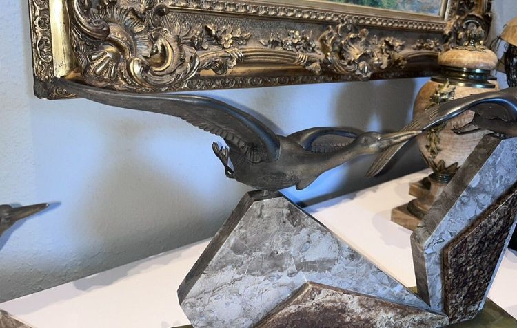ROCHARD Irenée (1906-1984)  Important Groupe Art Déco En Régule Avec 3 Cigognes  Signé  L95cm