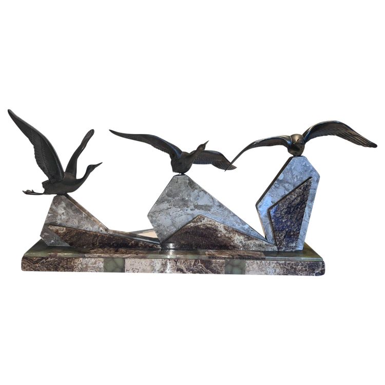 ROCHARD Irenée (1906-1984)  Important Groupe Art Déco En Régule Avec 3 Cigognes  Signé  L95cm
