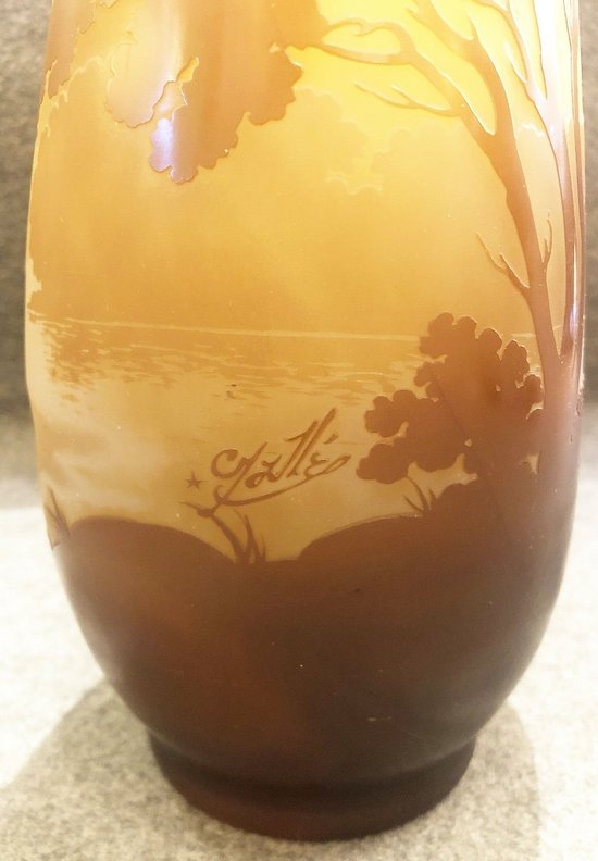 Vaso Art Nouveau con firma a stella di Emile Gallé, fine 1904 - 1908
