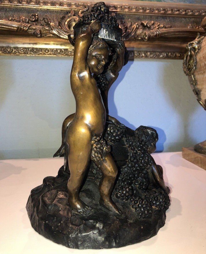 Groupe En Bronze à Double Patine à Décor d'Une Bacchanale Signé Ahs