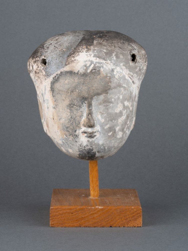 Testa di statua funeraria in terracotta, Cina, Han, Coll. Robert Rousset Arte Asiatica