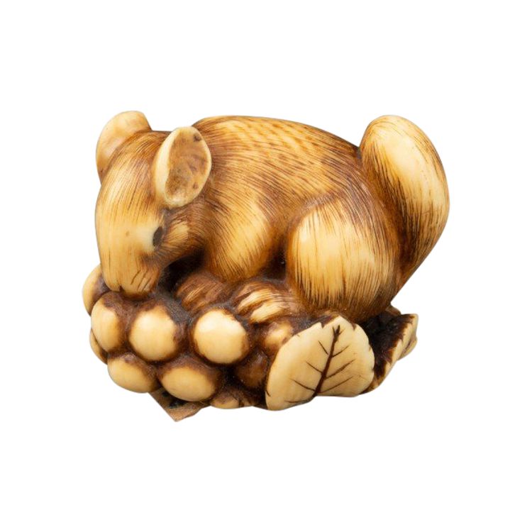Netsuke En Ivoire Par Ranichi, Représentant Un Loir. Japon Edo