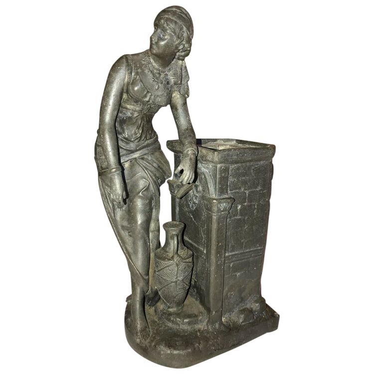 Louis HOTTOT (1834-1905). Sculpture Art Nouveau "femme Orientale à La Fontaine"   Signé