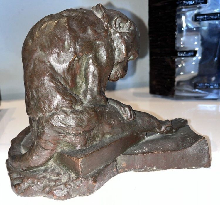 Édouard Paul MÉRITE (1867 - 1941)  "La Puce"  Sculpture En Plâtre Patiné  Signée