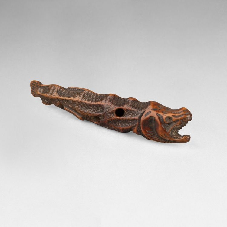 Sashi Netsuke - Carved wood dried salmon. Japan Edo 19th century