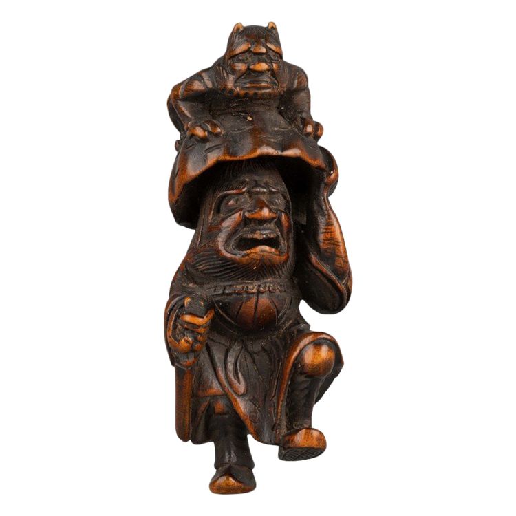 Netsuke in bosso raffigurante Shoki e Oni. Giappone 19 Edo