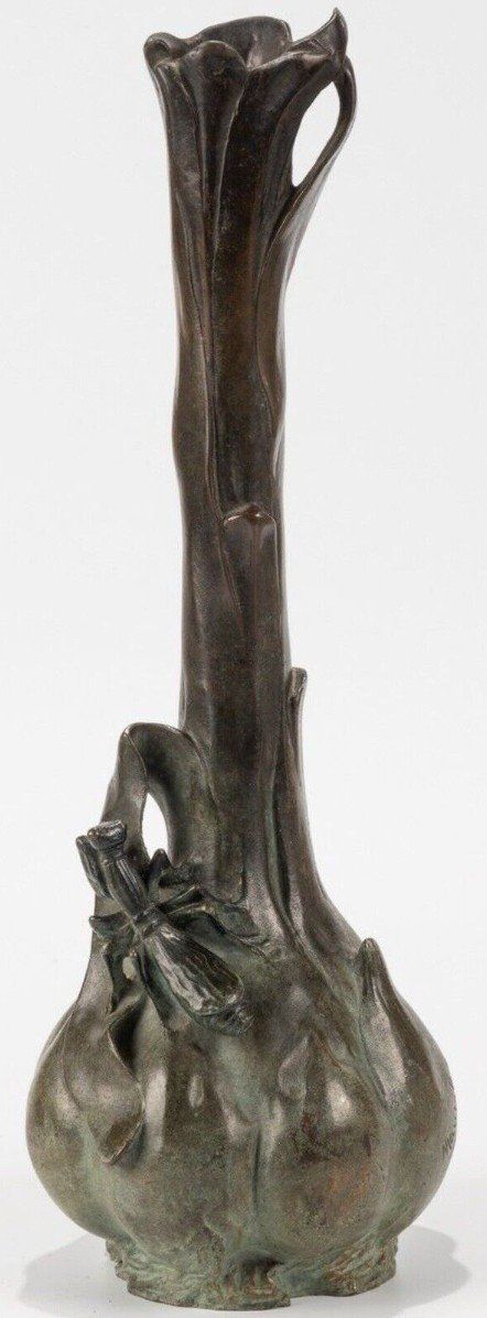 Louis-eugène MAUREL (1880-1941) & GOLDSCHEIDER   Vase En Bronze, Mante Religieuse  Signé