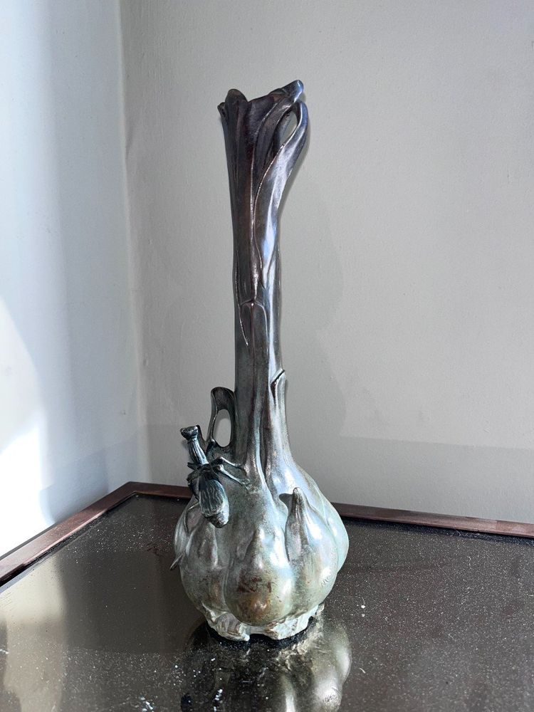 Louis-eugène MAUREL (1880-1941) & GOLDSCHEIDER   Vase En Bronze, Mante Religieuse  Signé