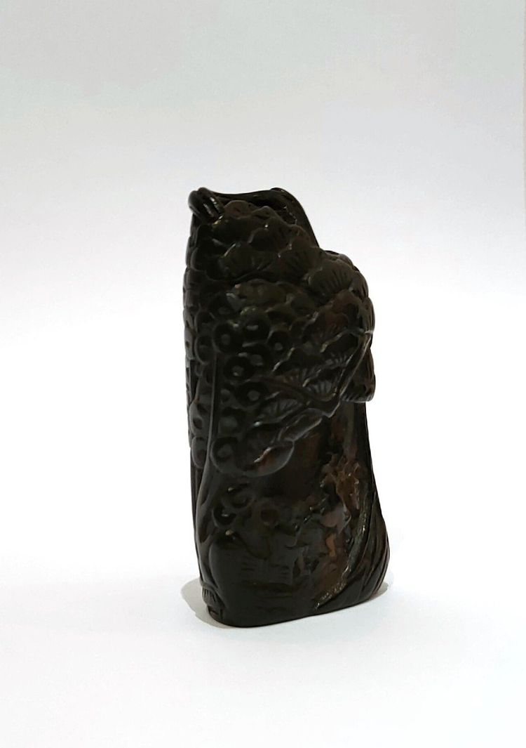 Netsuke e cachet. Personaggi in un paesaggio. Giappone Edo