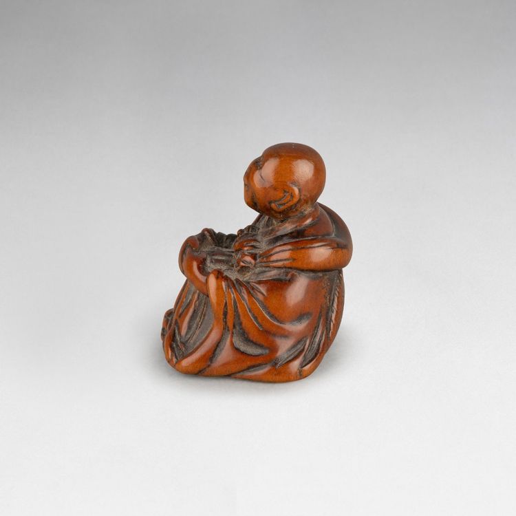 Netsuke - Saigyo Hoshi Looking at Fuji. Japan Edo