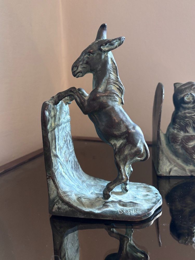 BOFILL Antoine ( 1875-1939 ) Pair Of Bronze Animal Bookends Signed