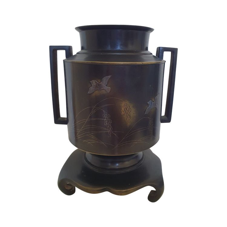 Encensoir ou hibachi en bronze d'époque Meiji avec base tripode