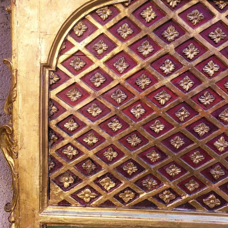 Grande letto Baldaquin in legno dorato, fine XIX secolo