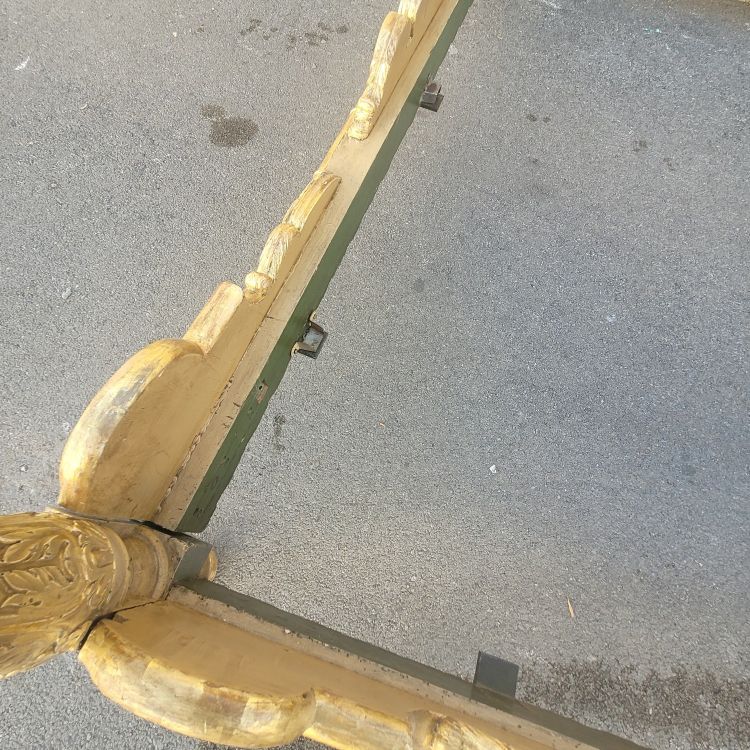 Grande letto Baldaquin in legno dorato, fine XIX secolo