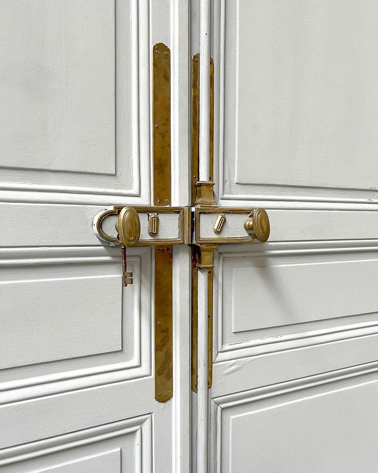 Double porte style haussmannien avec serrure 140x250cm
