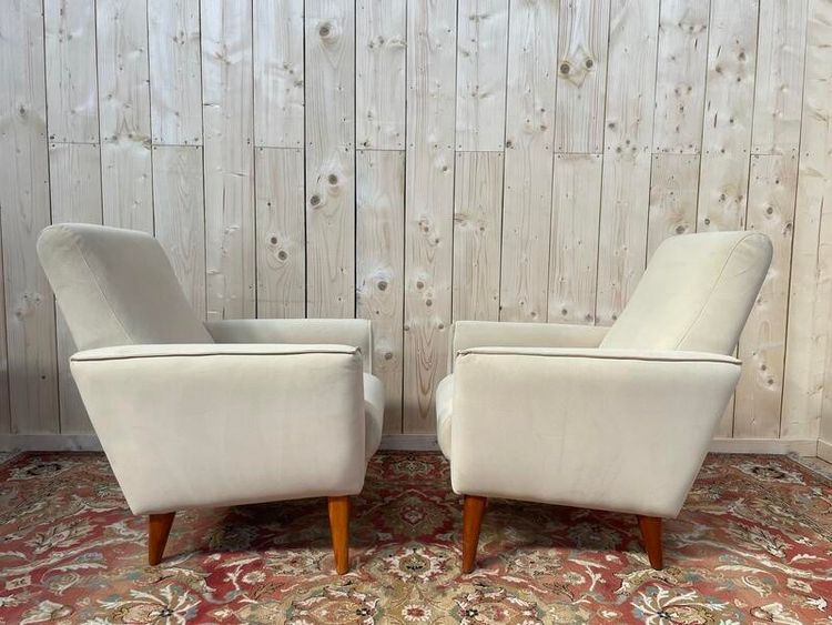 Pair of contemporary armchairs in beige suede