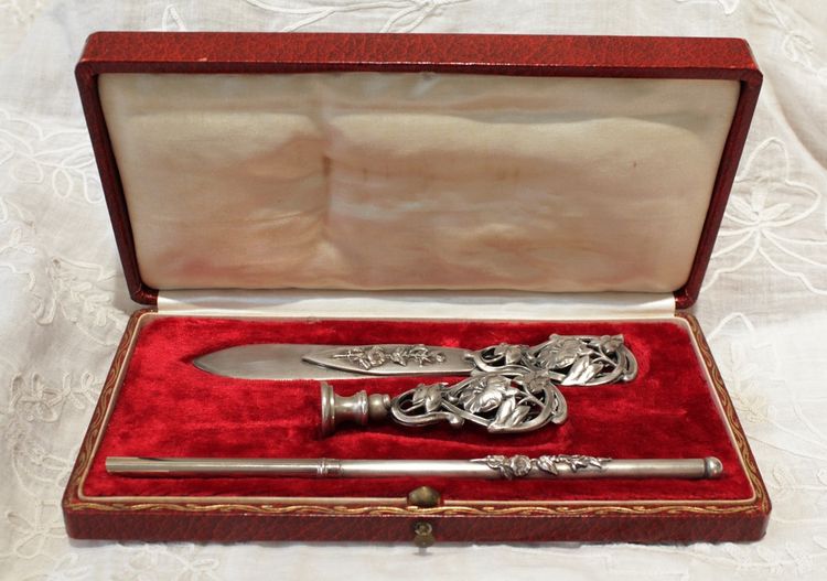 Set mit 3 Schreibutensilien zum Schreiben um 1900