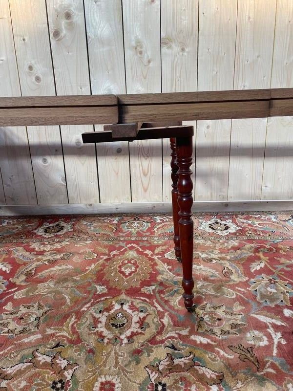 Table à manger ovale en acajou Napoléon III