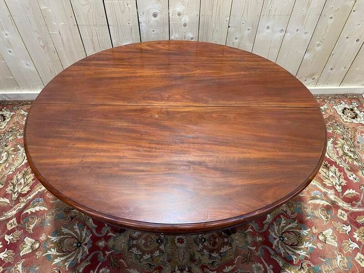 Table à manger ovale en acajou Napoléon III