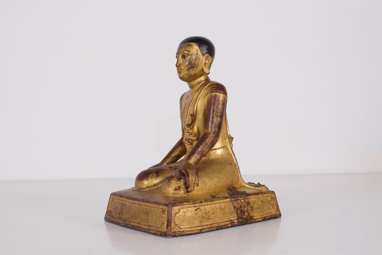 Burmese adoring monk in gilt bronze