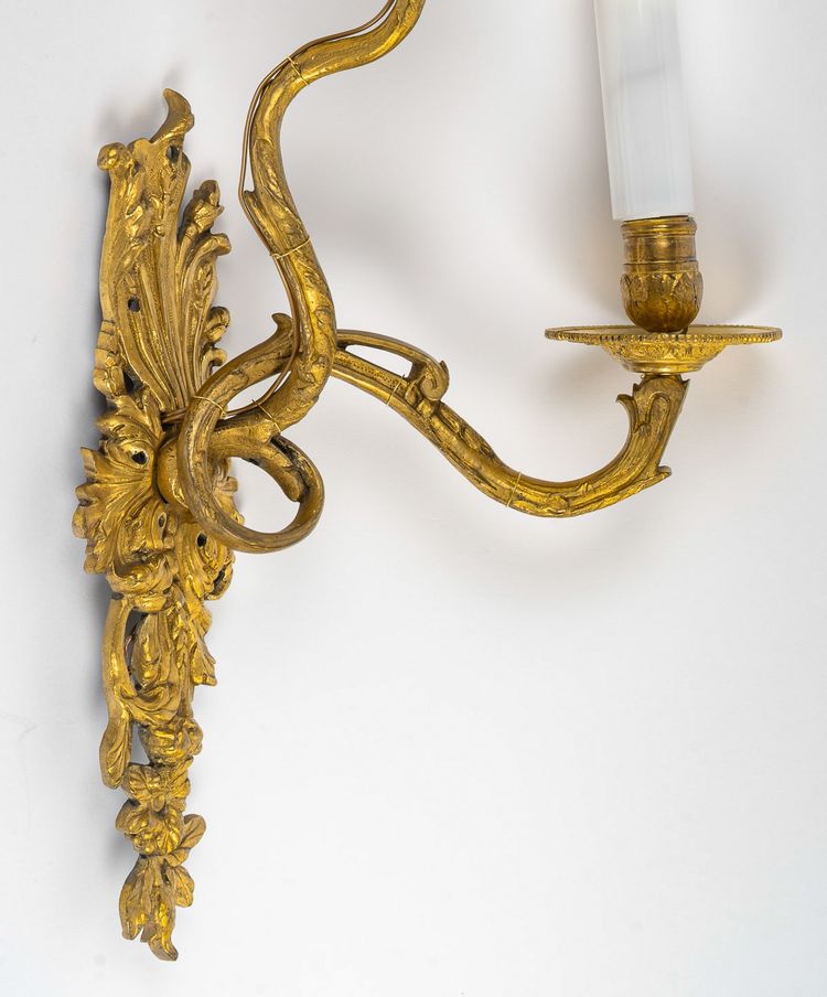 Paire d'Appliques Asymétriques en Bronze Doré, Époque Régence (1715-1723)