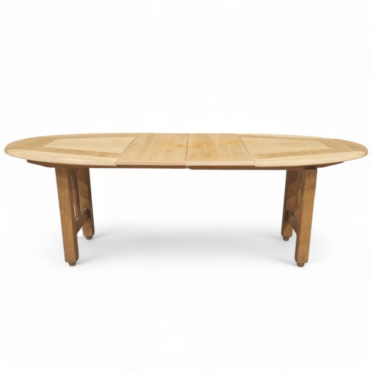 Table Ovale Vintage En Chêne Clair, Guillerme Et Chambron