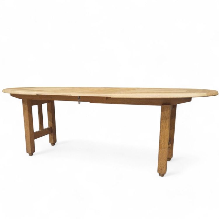 Table Ovale Vintage En Chêne Clair, Guillerme Et Chambron