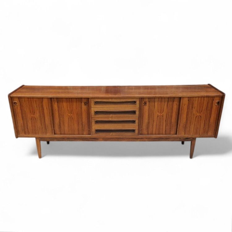 Credenza vintage in palissandro scandinavo, Johannes Andersen